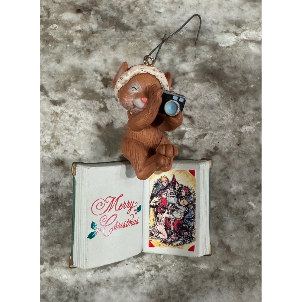 Vintage 1992 Hallmark Keepsake Ornament Mouse with Camera on Book Christmas